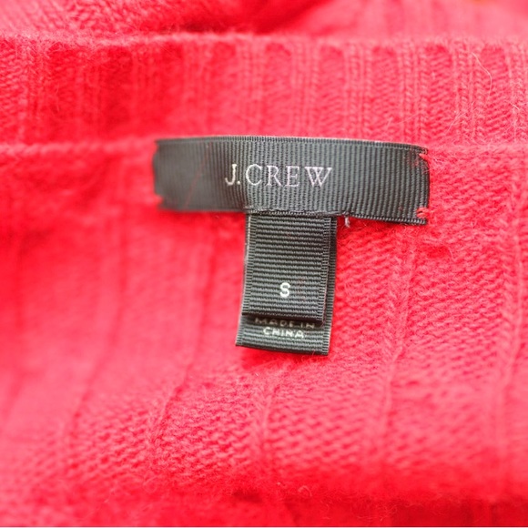 JCREW Cable Knit V-Neck Sweater, v neck sweater in Poppy Red Size: Small - Picture 4 of 9